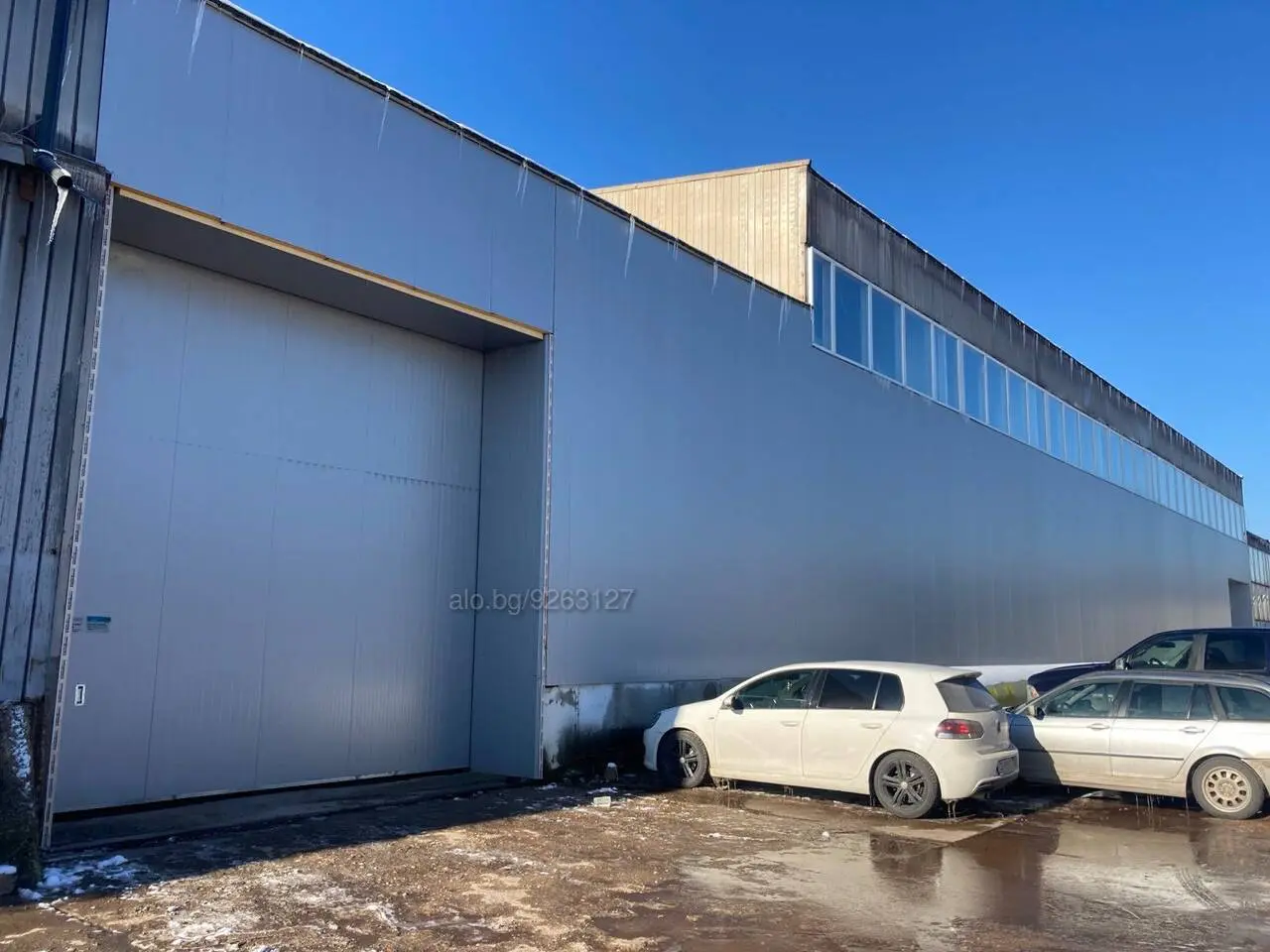 Продава се Складова база 4000м2 село Яна